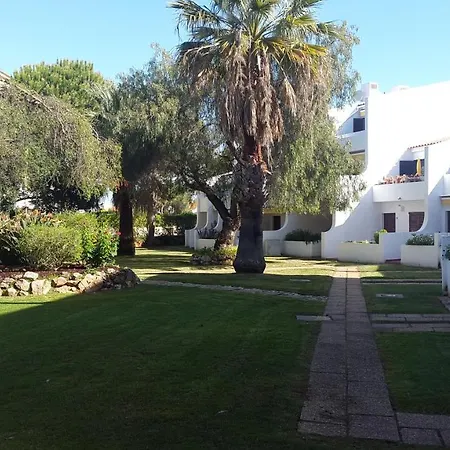 Casal Alfarrobeiras, 7 *