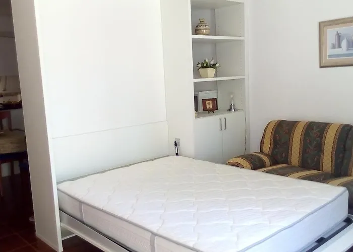 Apartament Casal Alfarrobeiras, 7 *